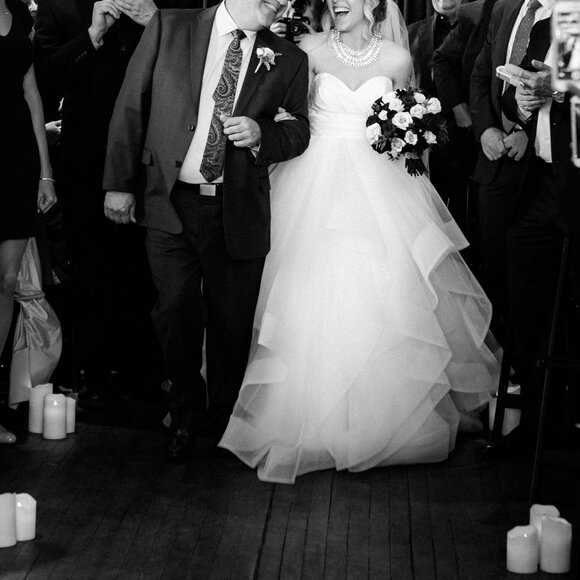 Hayley Paige, Londyn Gown, Size 4 Ivory Wedding Dress - Picture 8 of 10